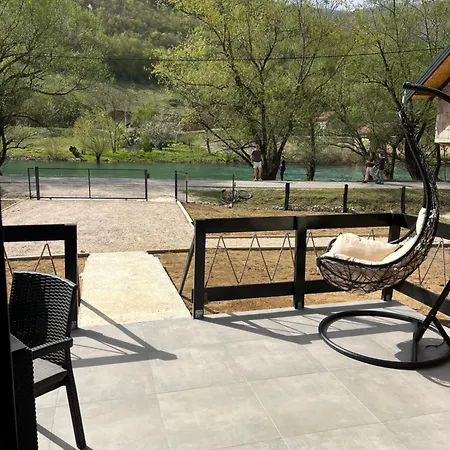 Jezero-jajce Villa *